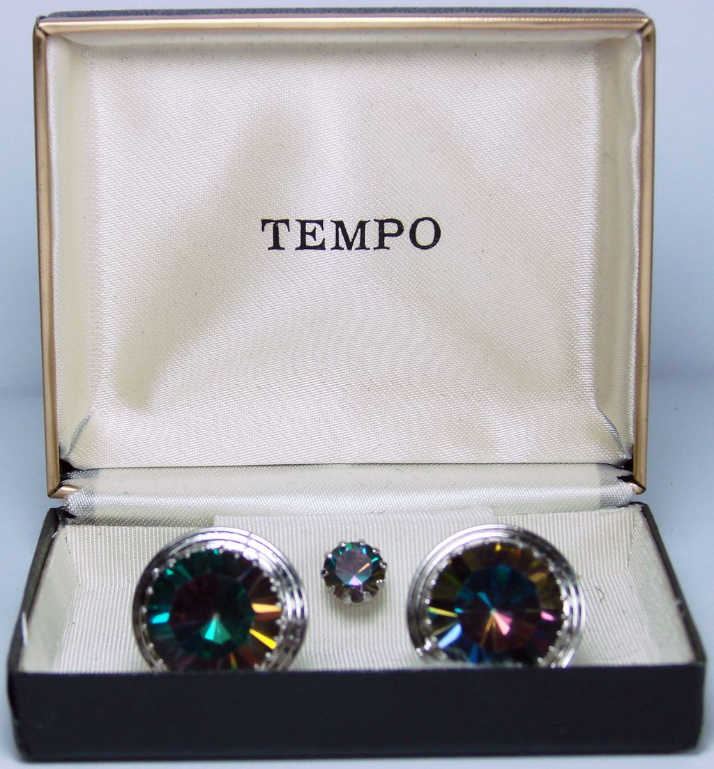 Vintage 60s Watermelon Rivoli Rhinestone Cufflinks // w Tie Tack NOS Tempo Brand Vintage 60s Watermelon Rivoli Rhinestone Cufflinks // w Tie Tack NOS Tempo Brand