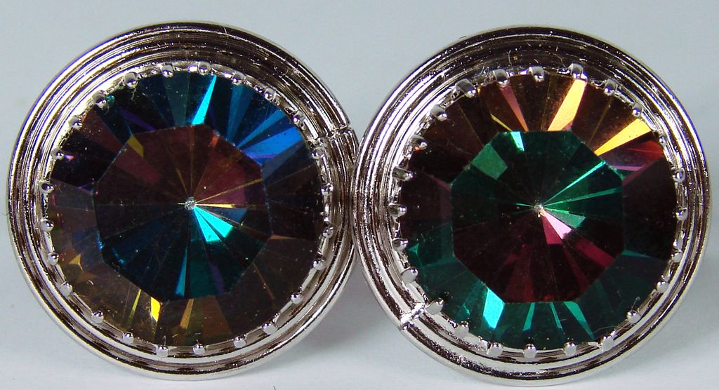 Vintage 60s Watermelon Rivoli Rhinestone Cufflinks // w Tie Tack NOS Tempo Brand Vintage 60s Watermelon Rivoli Rhinestone Cufflinks // w Tie Tack NOS Tempo Brand