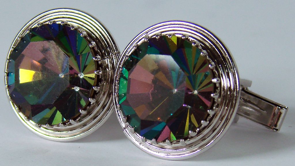 Vintage 60s Watermelon Rivoli Rhinestone Cufflinks // w Tie Tack NOS Tempo Brand Vintage 60s Watermelon Rivoli Rhinestone Cufflinks // w Tie Tack NOS Tempo Brand