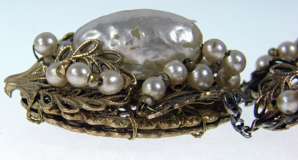 Vintage Miriam Haskell Baroque Pearl Brooch // Chatelaine Style Bow with Dangling Pendant Vintage Miriam Haskell Baroque Pearl Brooch // Chatelaine Style Bow with Dangling Pendant