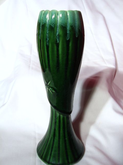 Green McCoy Pottery Corinthian Line Vase Green McCoy Pottery Corinthian Line Vase