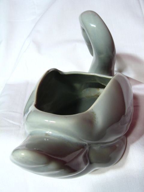 Vintage Bauer Cal-Art Green Medium Swan Planter Vintage Bauer Cal-Art Green Medium Swan Planter