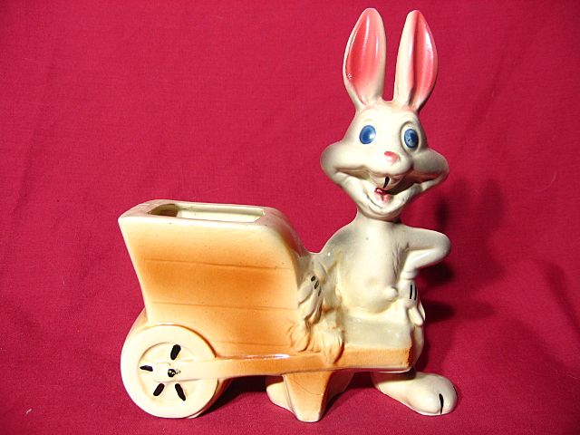 American Pottery Company Bugs Bunny Planter ~ Evan K Shaw American Pottery Company Bugs Bunny Planter ~ Evan K Shaw