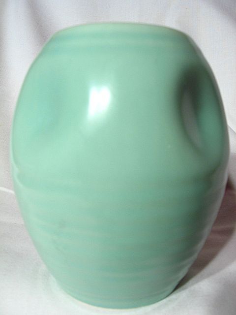 Vintage 1930's Beswick Ringed Pinch Pot Vase ~ Model 347 Vintage 1930's Beswick Ringed Pinch Pot Vase ~ Model 347
