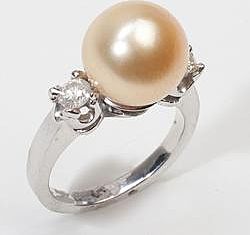 Estate 14 Karat Gold Tahitian Pearl Diamond Ring Jewelry Estate 14 Karat Gold Tahitian Pearl Diamond Ring Jewelry