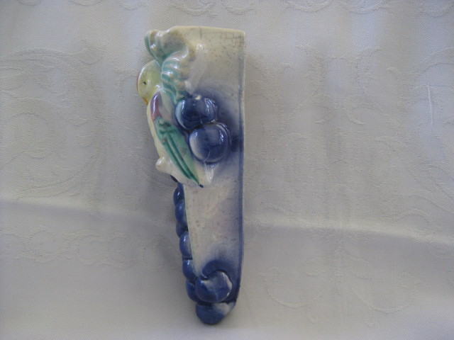 Vintage Bird Wall Pocket Vintage Bird Wall Pocket