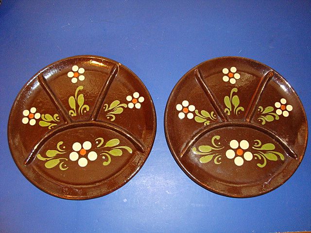 Pair of French old plates from Alsace Pair of French old plates from Alsace