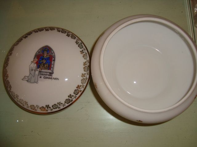 Authentic French porcelain Limoges box , Mid 1900's Authentic French porcelain Limoges box , Mid 1900's