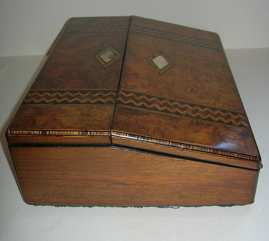 Antique Burl Walnut and Tunbridge Ware Inlaid Lap Desk / Writing Box Antique Burl Walnut and Tunbridge Ware Inlaid Lap Desk / Writing Box