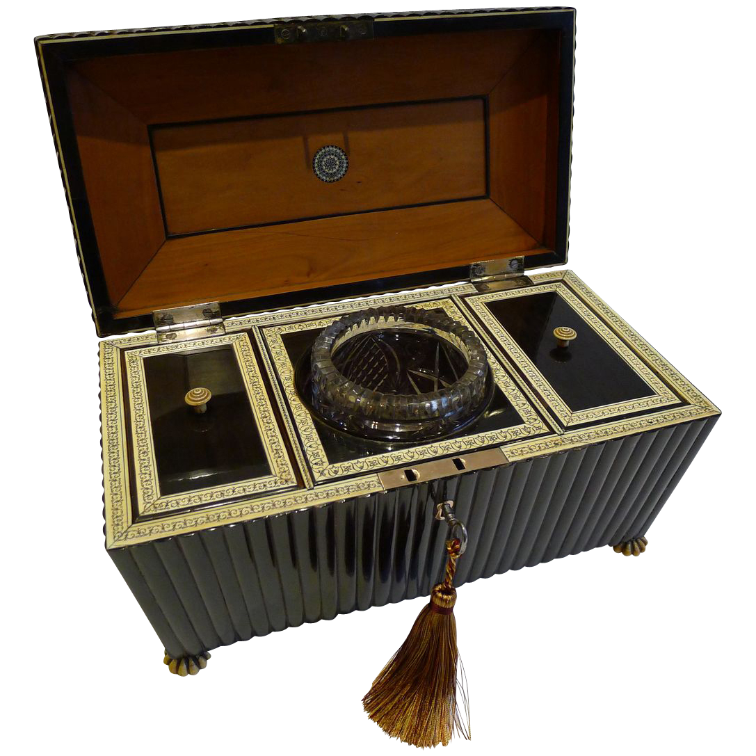 Grand Anglo-Indian Carved Buffalo Horn Vizagapatam Tea Caddy c.1840 Grand Anglo-Indian Carved Buffalo Horn Vizagapatam Tea Caddy c.1840