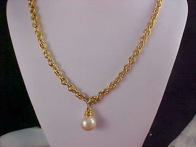 Massive Swivel SIMULATED GLASS PEARL - Gold Plate Very Long Necklace Massive Swivel SIMULATED GLASS PEARL - Gold Plate Very Long Necklace