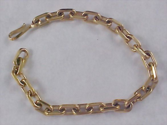 AVON ~ Gilt Gold Link Bracelet ~ Great For Charms - 1970's AVON ~ Gilt Gold Link Bracelet ~ Great For Charms - 1970's