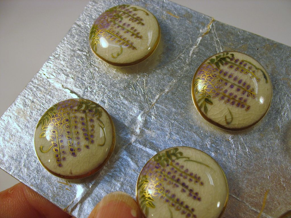 Set of 6 antique Japanese Satsuma buttons-Wisteria Set of 6 antique Japanese Satsuma buttons-Wisteria