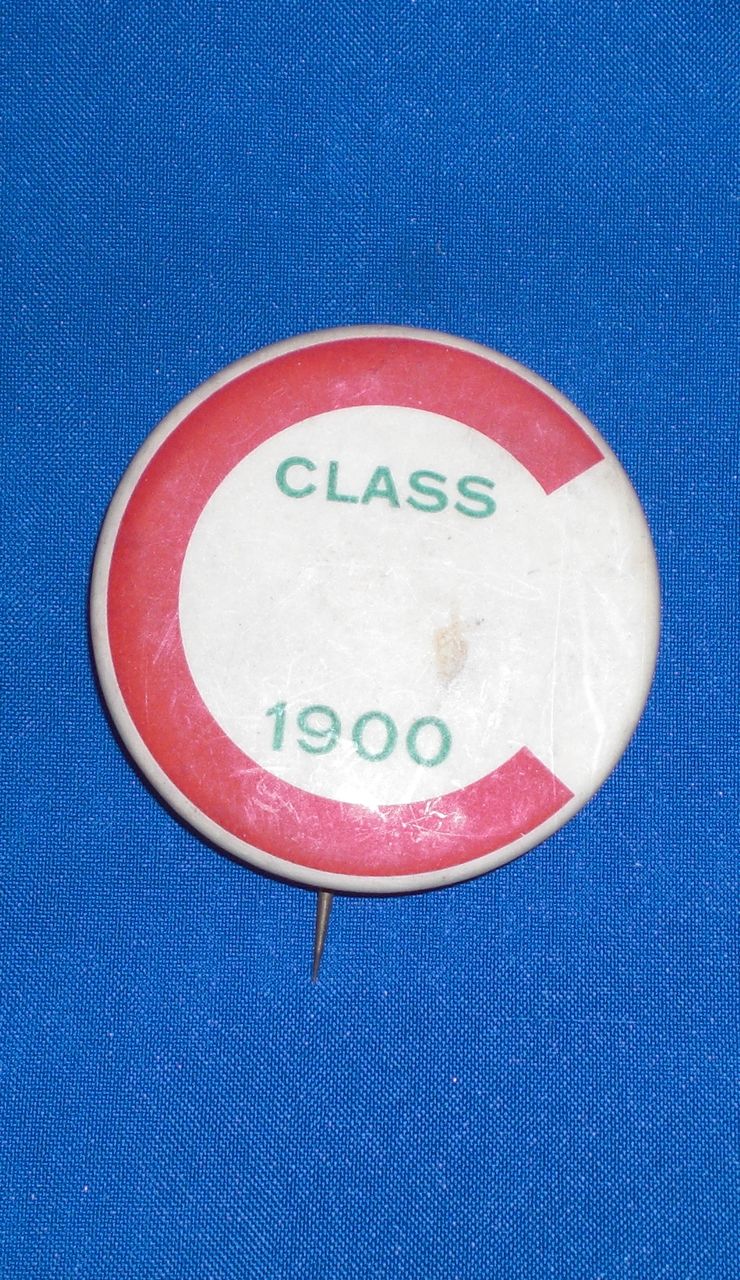 C Class of 1900 Vintage Pinback Button C Class of 1900 Vintage Pinback Button