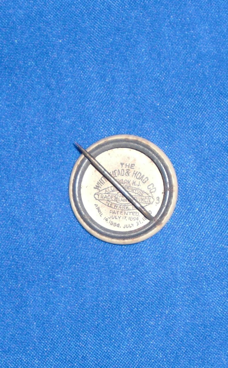 Nabisco Iner/Inner Seal Trade Mark Vintage Pinback Button Nabisco Iner/Inner Seal Trade Mark Vintage Pinback Button