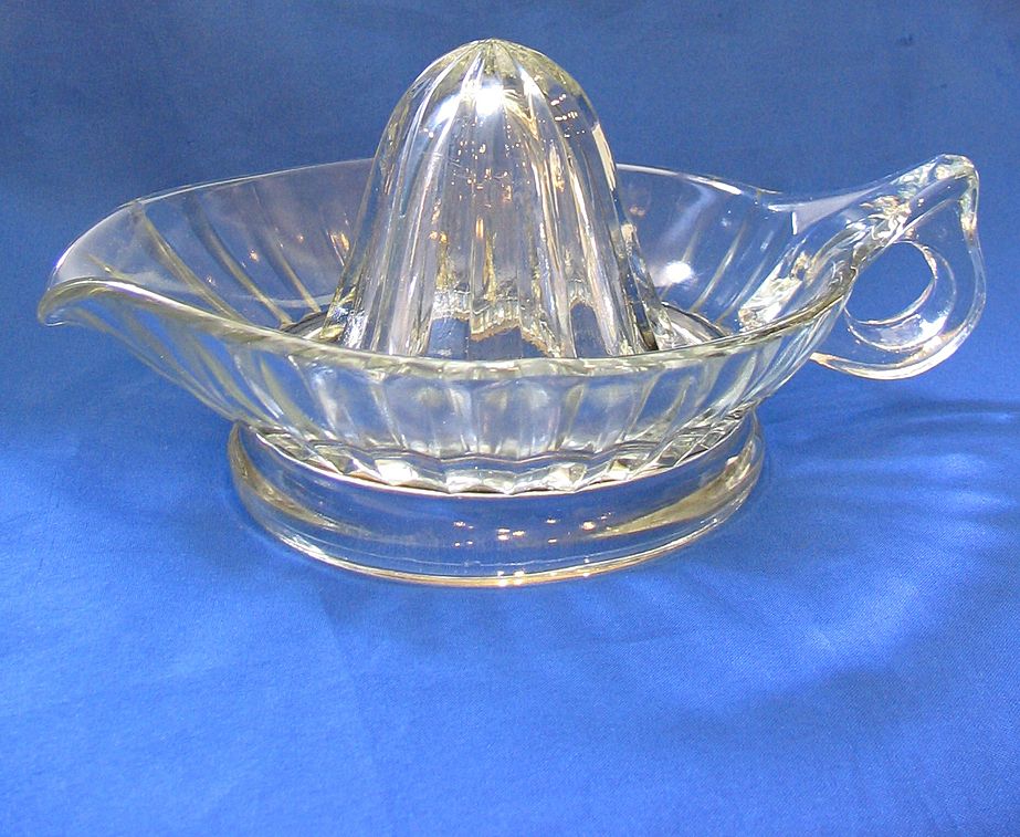 Jennyware Reamer by Jeannette Glass Company Jennyware Reamer by Jeannette Glass Company