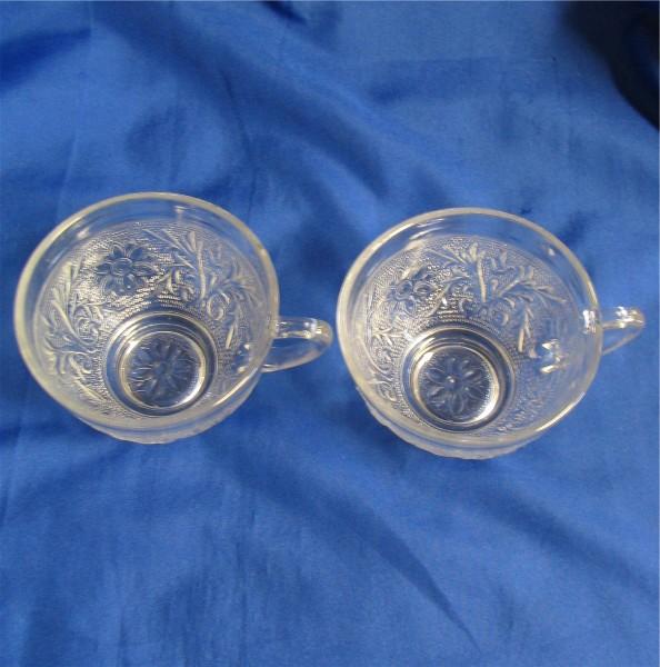 Two Sandwich Punch Cups Crystal Color Anchor Hocking Two Sandwich Punch Cups Crystal Color Anchor Hocking