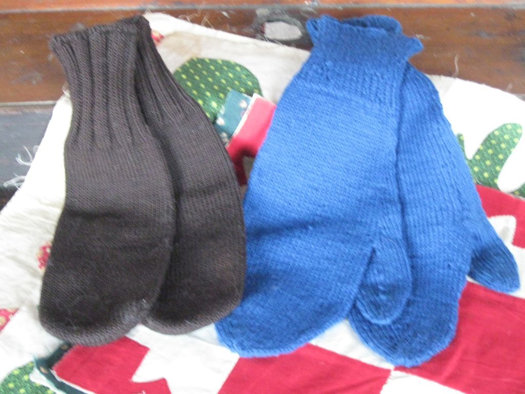 Early Knitted Blue Wool Mittens~NY Early Knitted Blue Wool Mittens~NY