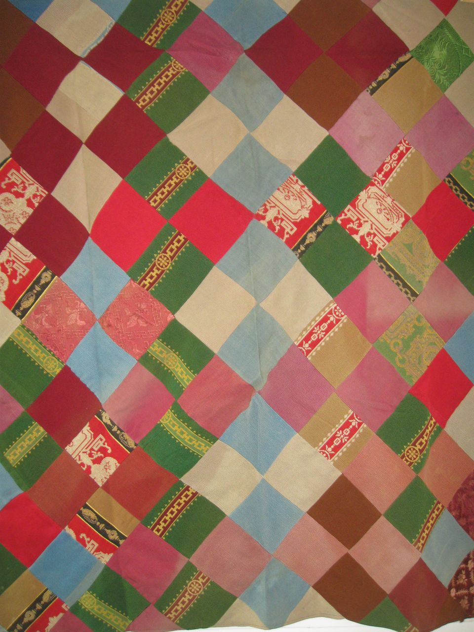 Antique Victorian Pieced Quilt/Comforter~Centennial Prints Antique Victorian Pieced Quilt/Comforter~Centennial Prints