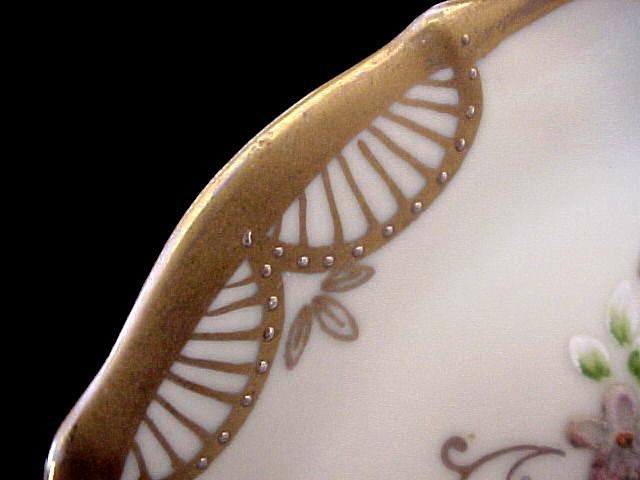 Hand Painted Bone Dish Scalloped Edge Hand Painted Bone Dish Scalloped Edge