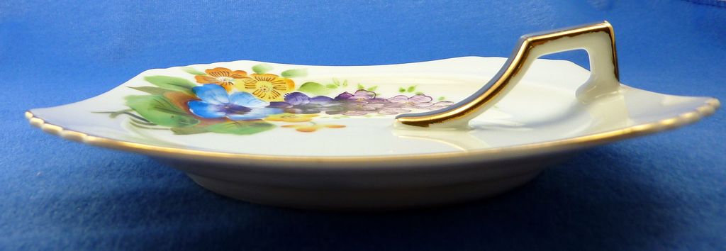 Pretty Occupied Japan Trinket Hand Painted Dish Pretty Occupied Japan Trinket Hand Painted Dish