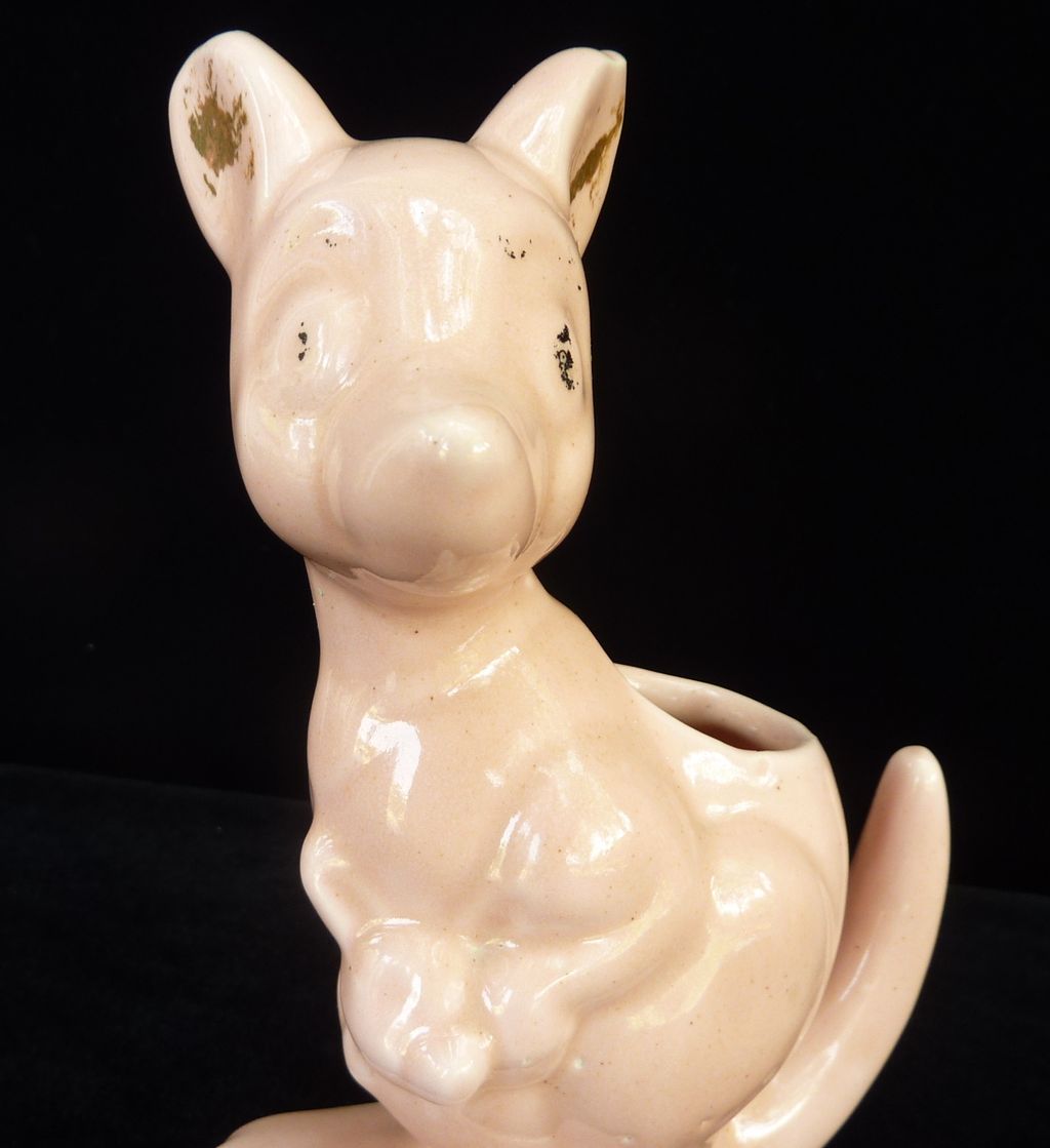 Vintage Pink Kangaroo Planter 1950's Vintage Pink Kangaroo Planter 1950's