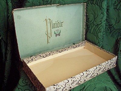 Original Baby Gifts on Antique Baby Gift Cushion Original Wallpaper Box Cherished Estate