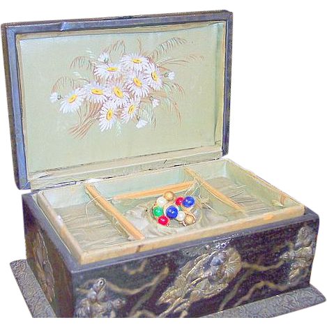 Antique Victorian lady's pocket watch holder jewelry box hand painted Daisy Antique Victorian lady's pocket watch holder jewelry box hand painted Daisy