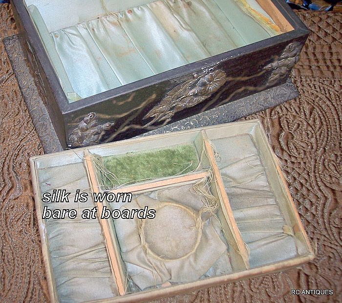 Antique Victorian lady's pocket watch holder jewelry box hand painted Daisy Antique Victorian lady's pocket watch holder jewelry box hand painted Daisy