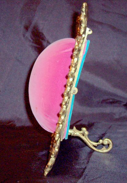 Antique ornate easel back brass frame make do perfect to display jewelry and more Antique ornate easel back brass frame make do perfect to display jewelry and more