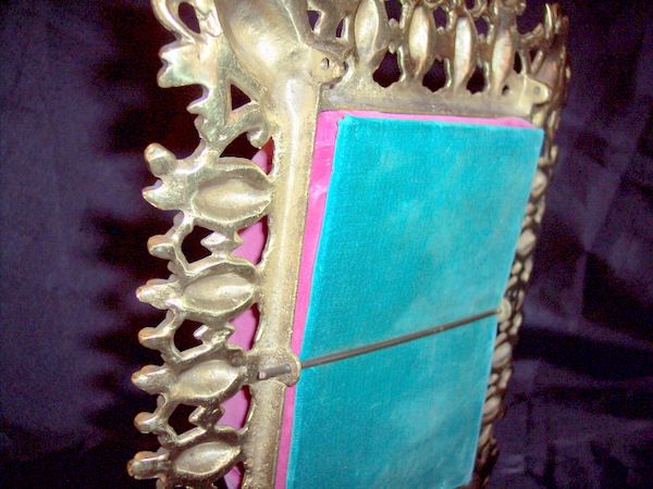 Antique ornate easel back brass frame make do perfect to display jewelry and more Antique ornate easel back brass frame make do perfect to display jewelry and more