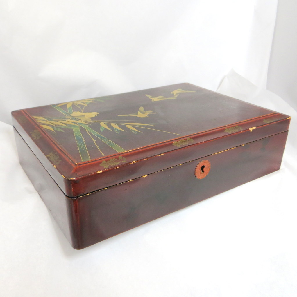 Vintage sewing box hand painted ruffled lining with original tape measure Vintage sewing box hand painted ruffled lining with original tape measure