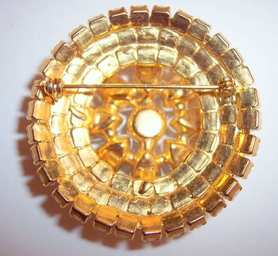 Large deep flower brooch vintage costume jewelry very unusual form Large deep flower brooch vintage costume jewelry very unusual form