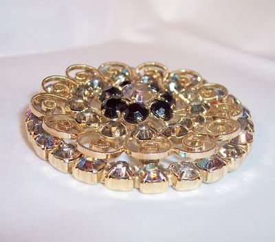 Huge vintage costume jewelry brooch yellow and chocolate rhinestones Huge vintage costume jewelry brooch yellow and chocolate rhinestones