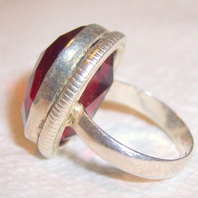 Vintage sterling faceted red glass ring major bling modern glamour Vintage sterling faceted red glass ring major bling modern glamour