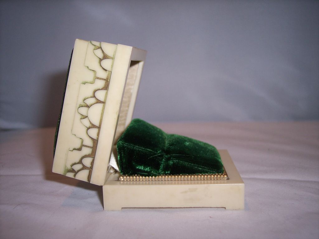 Large vintage luxury jewelry shop display celluloid ring box Large vintage luxury jewelry shop display celluloid ring box