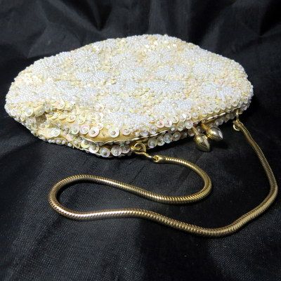 Vintage luxury hand beaded Regale handbag purse sweet cream delight Vintage luxury hand beaded Regale handbag purse sweet cream delight