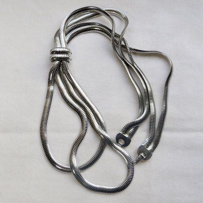 Vintage Monet jewelry snake chain lariat necklace ultra fine fashion chic Vintage Monet jewelry snake chain lariat necklace ultra fine fashion chic