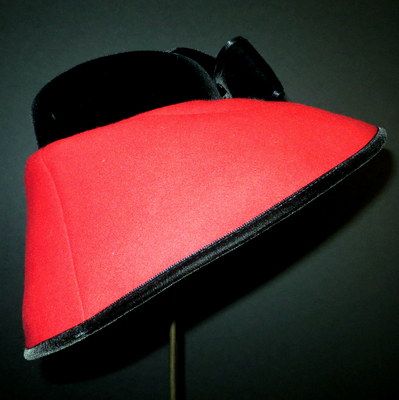 Vintage luxury Hollywood glamour fashion hat red black runway star design Vintage luxury Hollywood glamour fashion hat red black runway star design