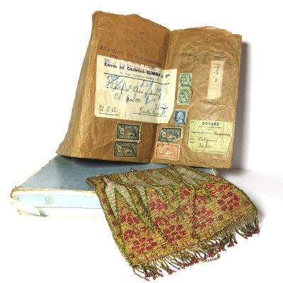 Vintage estate 1920's deco beaded purse French France provenance mailer Vintage estate 1920's deco beaded purse French France provenance mailer
