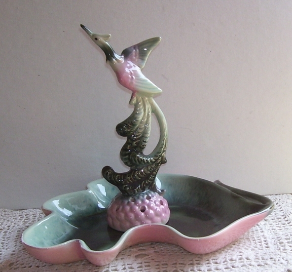 Hull Flower Frog Bird Taking Wing Matching Leaf Dish Hull Flower Frog Bird Taking Wing Matching Leaf Dish