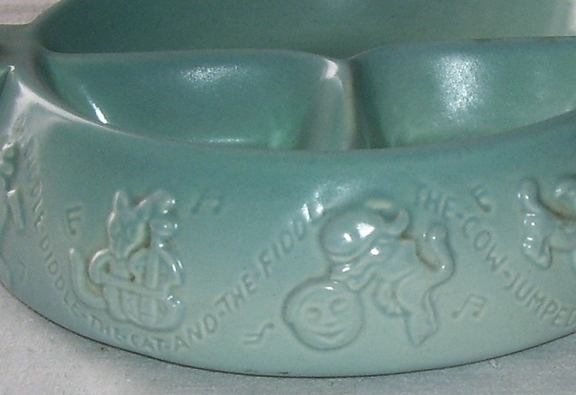 Hankscraft Aqua Child's Divided Pottery Warming Dish Nursery Rhyme Figurines, Red Wing Hankscraft Aqua Child's Divided Pottery Warming Dish Nursery Rhyme Figurines, Red Wing