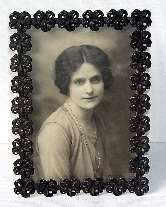 Art Deco Metal Picture Frame with Black and White Photo Art Deco Metal Picture Frame with Black and White Photo