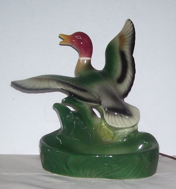 Vintage Ca. 1950's Green Mallard Duck In Flight T.V. Planter Light Vintage Ca. 1950's Green Mallard Duck In Flight T.V. Planter Light