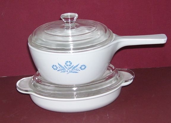 2 Pc. Corning Ware Cornflower 1 1/2 pint and White Grab It Casserole 2 Pc. Corning Ware Cornflower 1 1/2 pint and White Grab It Casserole