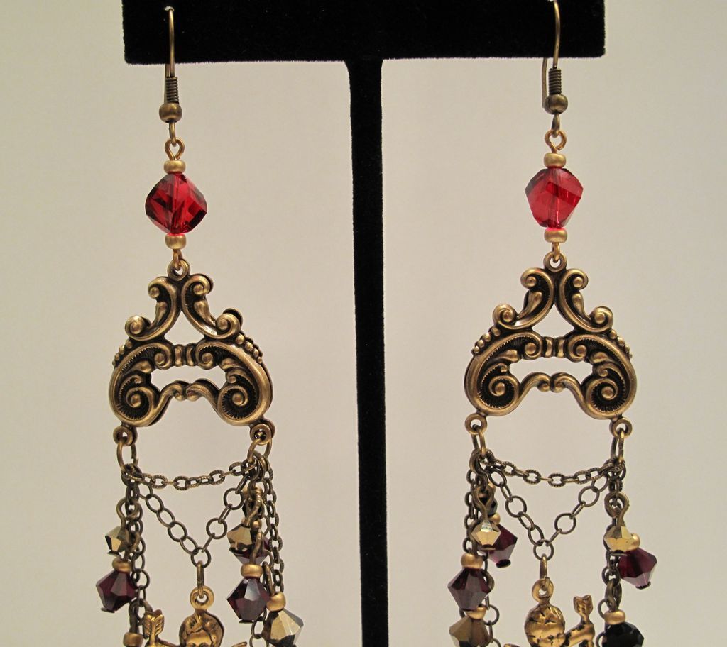 Chandelier Earrings Cupid Heart Swarovski Garnet, Jet Black, Gold Dorado Victorian Style, Valentine's Day Chandelier Earrings Cupid Heart Swarovski Garnet, Jet Black, Gold Dorado Victorian Style, Valentine's Day