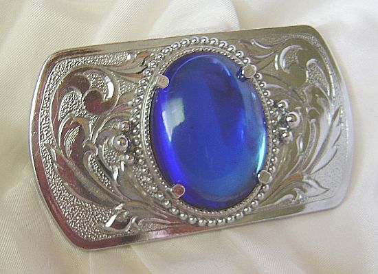 Awesome Belt Buckle with Large deep blue Cabochon Awesome Belt Buckle with Large deep blue Cabochon