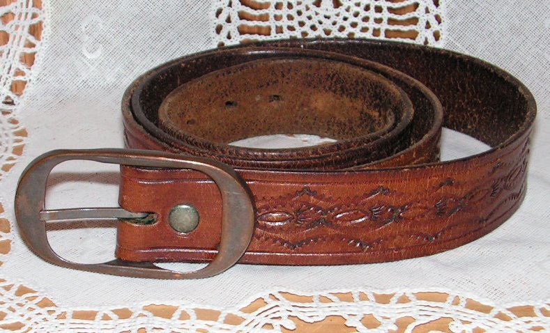 Vintage Tooled Leather Belt Hippie Copper Buckle Vintage Tooled Leather Belt Hippie Copper Buckle