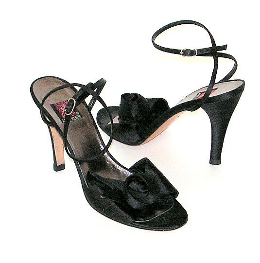 Vintage Shoes Anne Klein Black Satin Stiletto Heel Ankle Strap Peep Toe Sandals Vintage Shoes Anne Klein Black Satin Stiletto Heel Ankle Strap Peep Toe Sandals