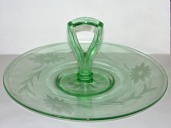 Elegant Depression Glass Center Handle Tray Sandwich Plate Wheel Cut Floral Green Elegant Depression Glass Center Handle Tray Sandwich Plate Wheel Cut Floral Green